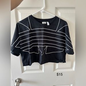 Adidas crop sporty shirt